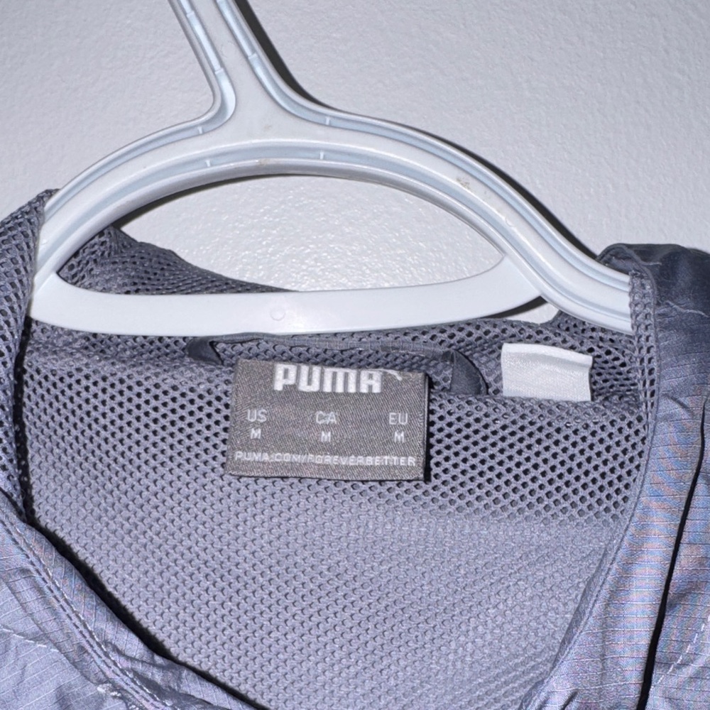 BRAND NEW Puma Men's Gray and Red Windbreaker - Picture 5 of 8